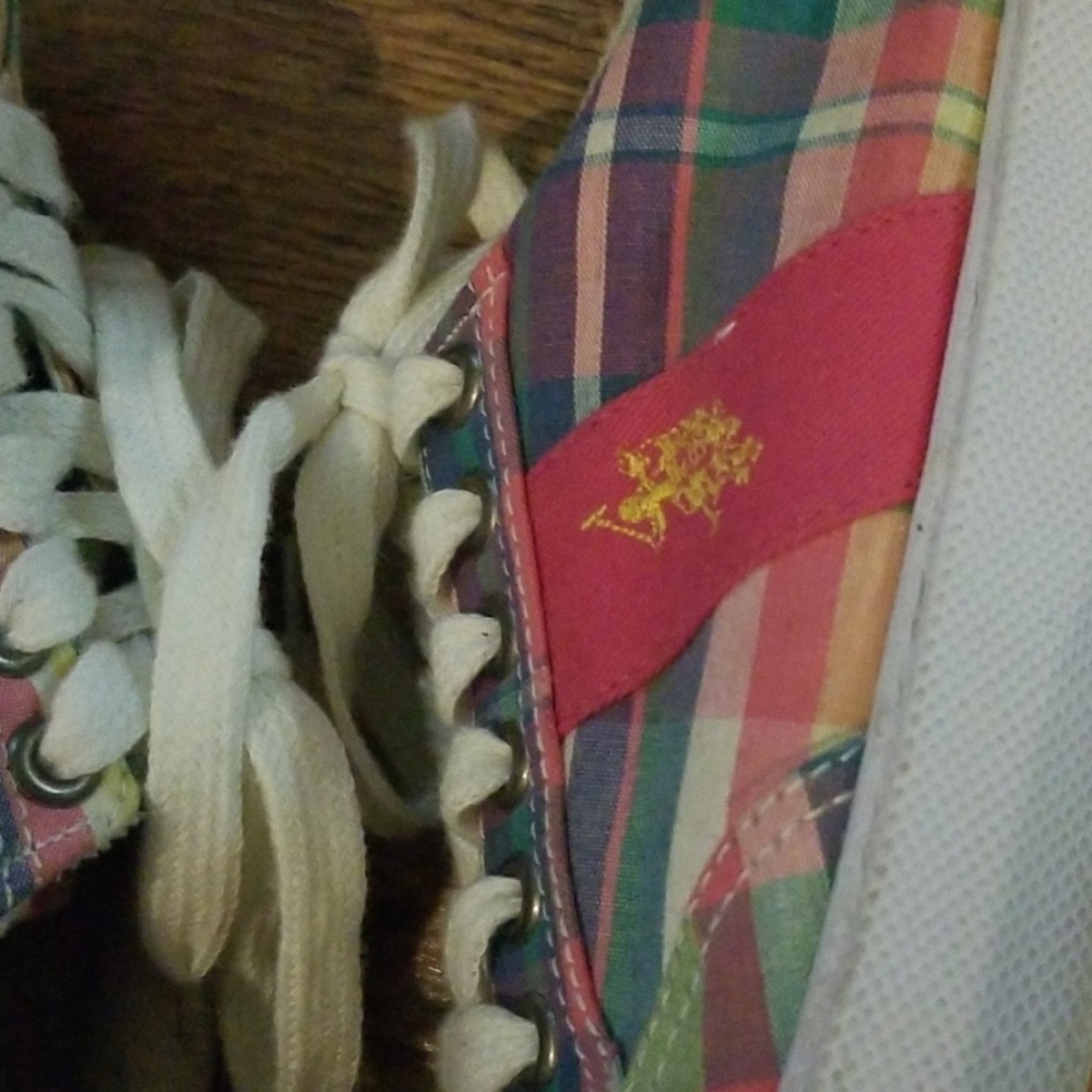 Shoes - Picture 4 of 5